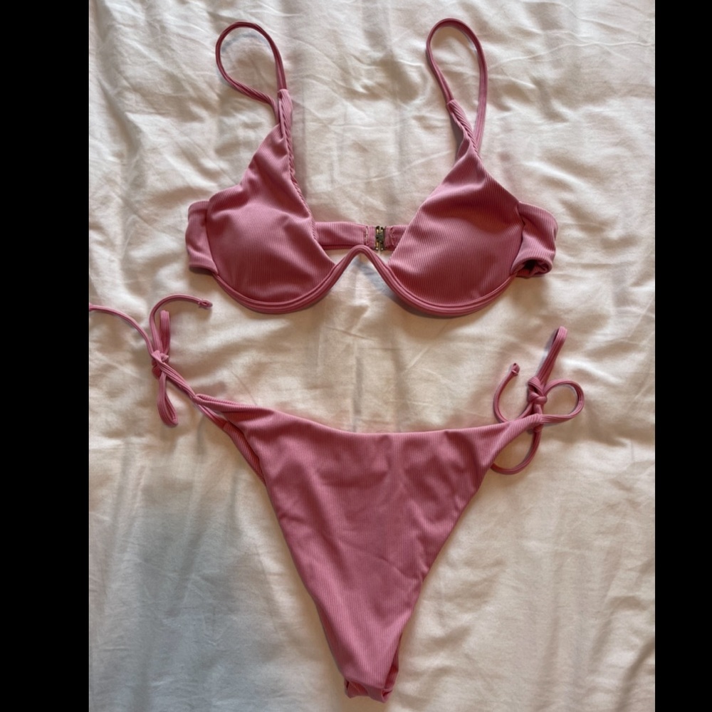 Pink underwire pink bikini set -size L